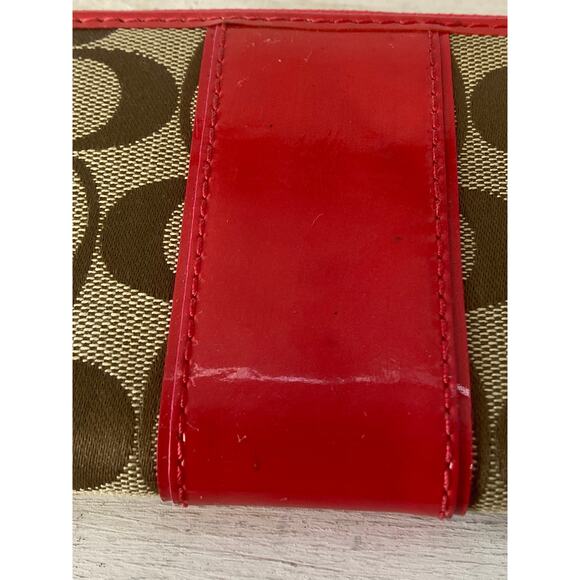 COACH SMALL TAN CANVAS SIGNATURE AND PINK LEATHER WRISTLET - Picture 4 of 9